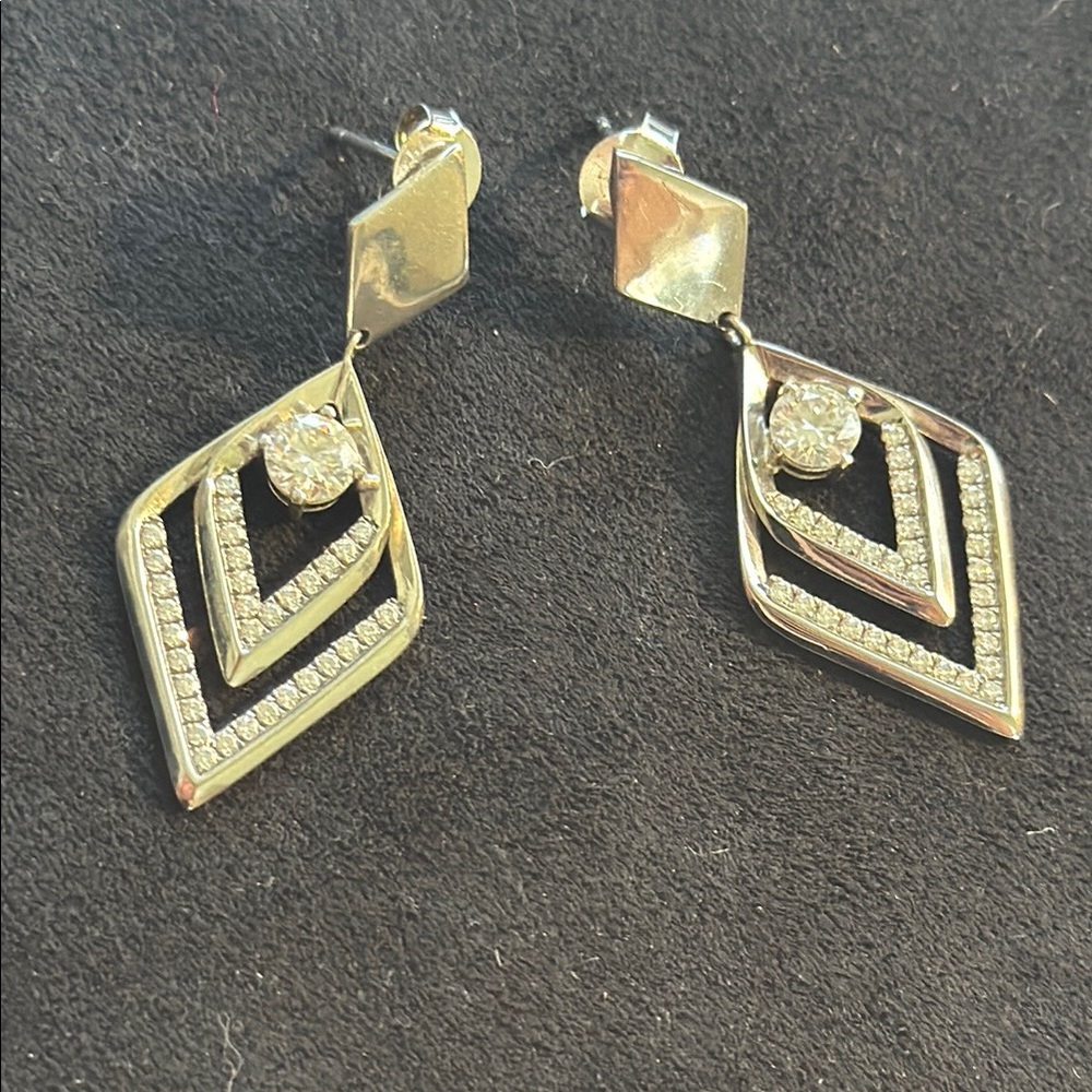 Ross-Simons Geometric Post Silver and Moissanite Earrings As New